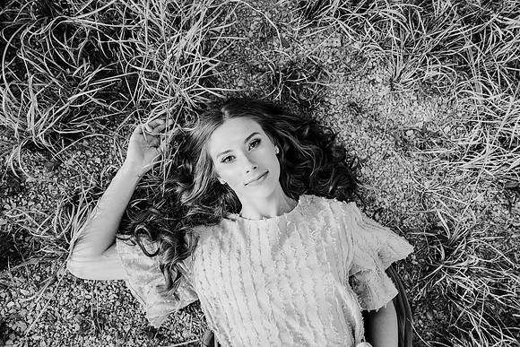 Senior-McKenna Ponder-70