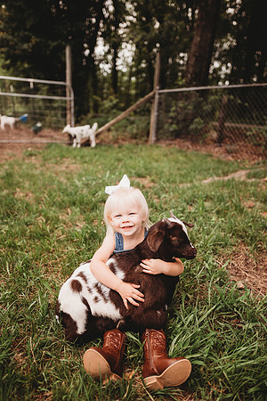 On the Farm-579