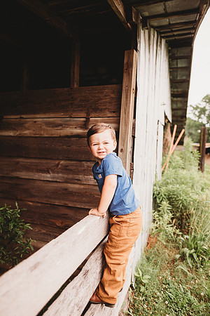 On the Farm-669