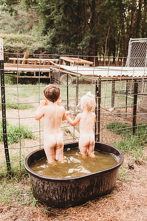 On the Farm-599