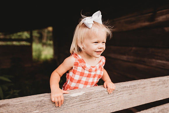 On the Farm-608