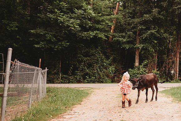 On the Farm-492
