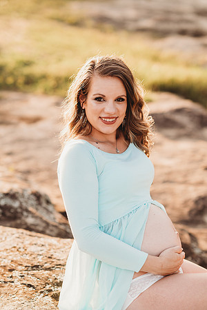 Maternity-Pierce-121