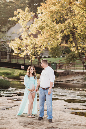 Maternity-Pierce-302