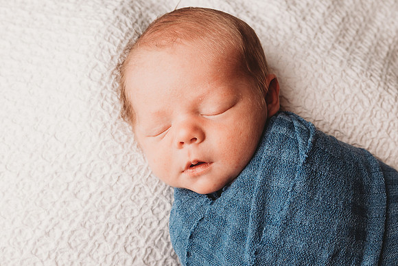 Newborn-Young-219