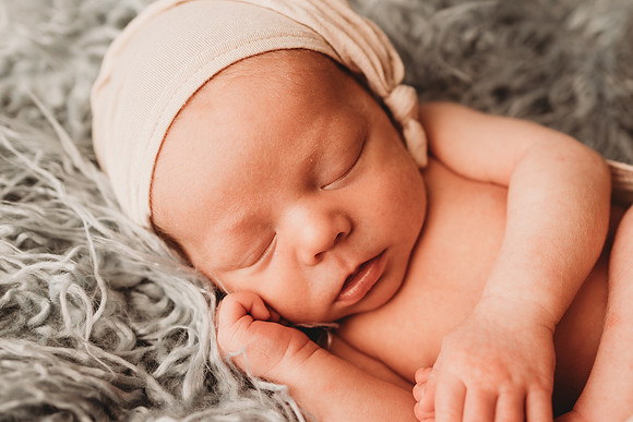 Newborn-Young-179