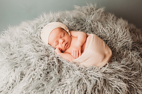 Newborn-Young-184