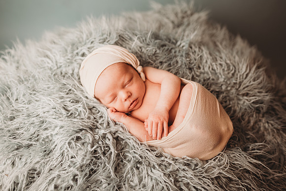 Newborn-Young-96