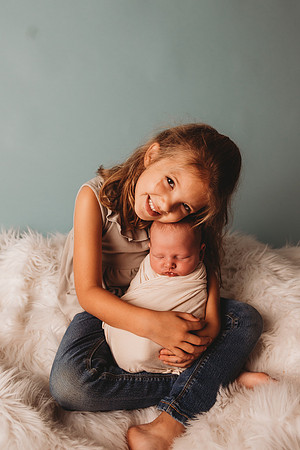 Newborn-Taylor-133