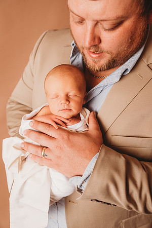 Newborn-Weaver-182