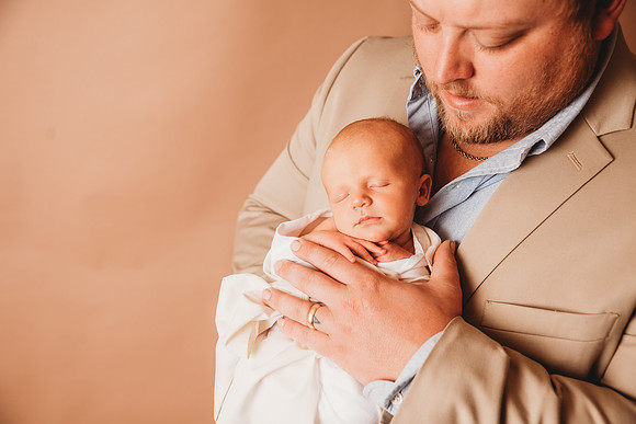 Newborn-Weaver-107