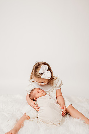 Newborn-Hawk-31