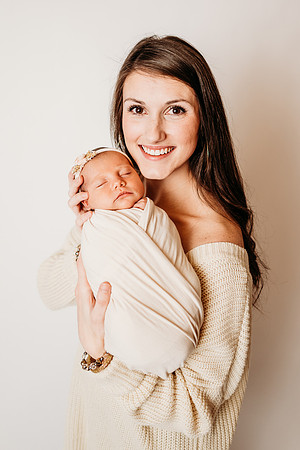Newborn-Hawk-393