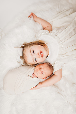 Newborn-Hawk-188