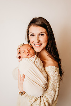 Newborn-Hawk-388