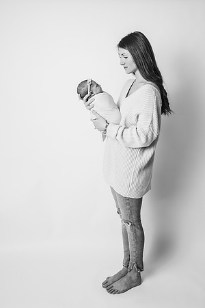 Newborn-Hawk-356