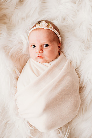 Newborn-Hughes-301