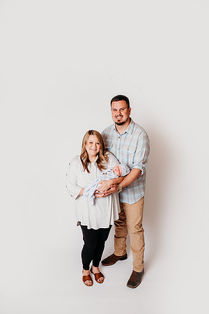 Newborn-Fezelle-125-Edit