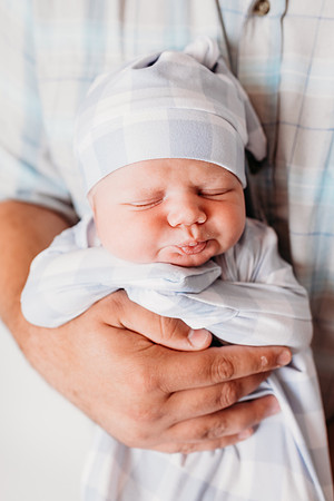 Newborn-Fezelle-143