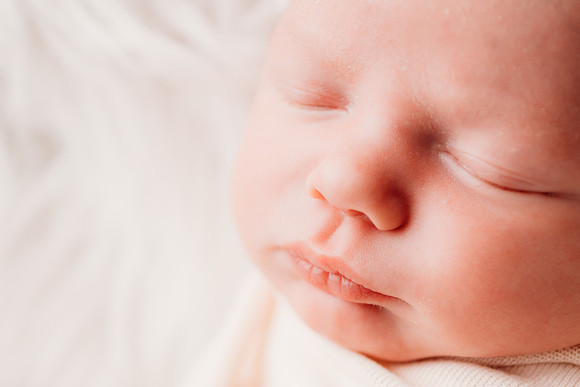 Newborn-Bowling-14