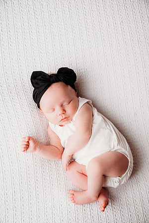 Newborn-Bowling-230