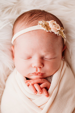 Newborn-Bowling-19