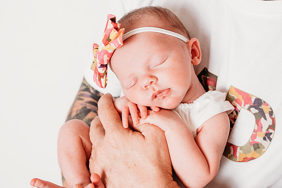 Newborn-Bowling-119