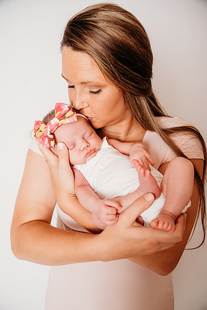 Newborn-Bowling-172