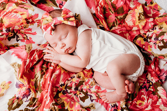 Newborn-Bowling-210