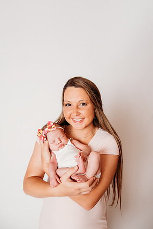 Newborn-Bowling-158-Edit