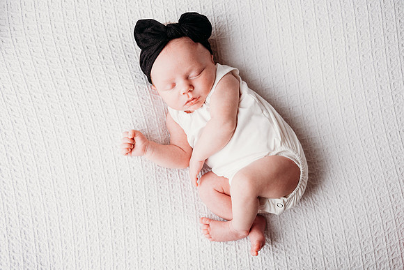 Newborn-Bowling-233