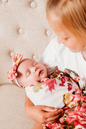 Newborn-Bowling-105