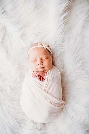 Newborn-Handy-193