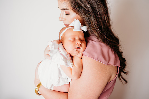 Newborn-Handy-100