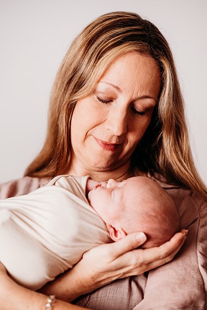 Newborn-Barker-42