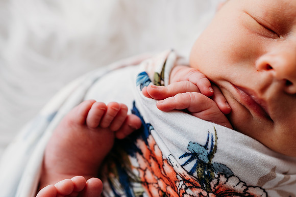 Newborn-Handy-213