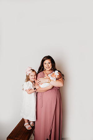 Newborn-Handy-70-Edit