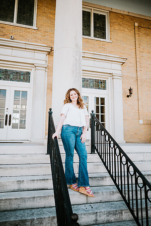 Senior-Garrett-211