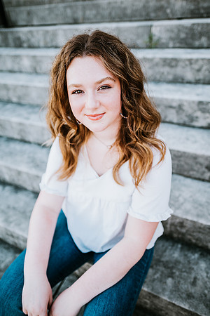 Senior-Garrett-194