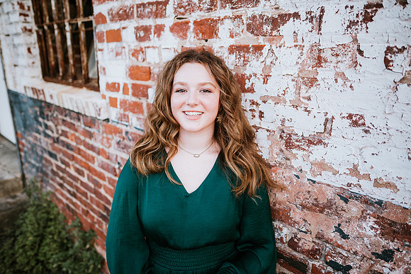 Senior-Garrett-427
