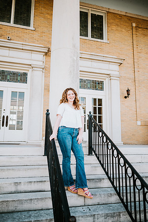 Senior-Garrett-214