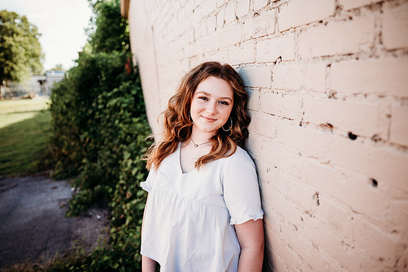 Senior-Garrett-61