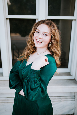 Senior-Garrett-359