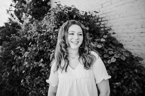 Senior-Garrett-15
