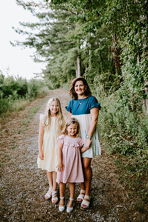 Family-Shirley-250