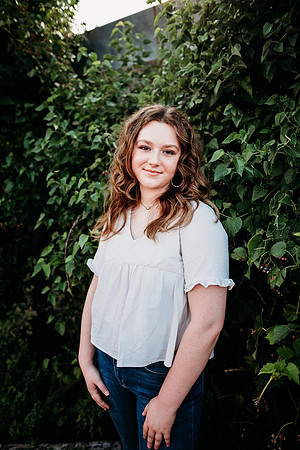 Senior-Garrett-92