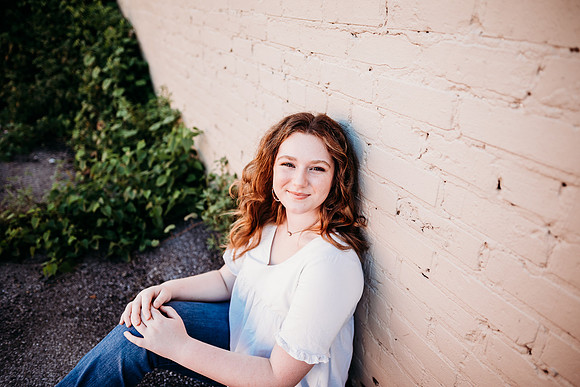 Senior-Garrett-49
