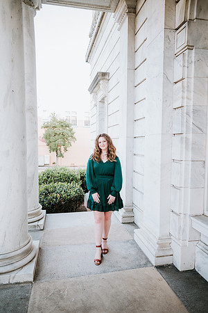 Senior-Garrett-221
