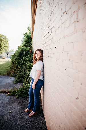 Senior-Garrett-54