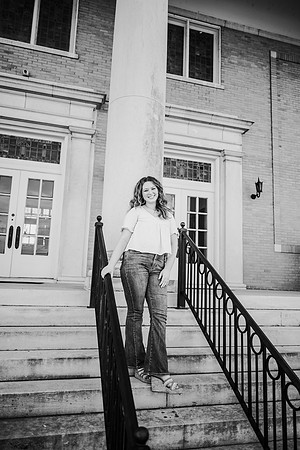Senior-Garrett-215